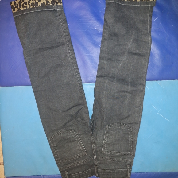 Zara Kids Leopard Print Set with Black Jeans - Picture 8 of 9